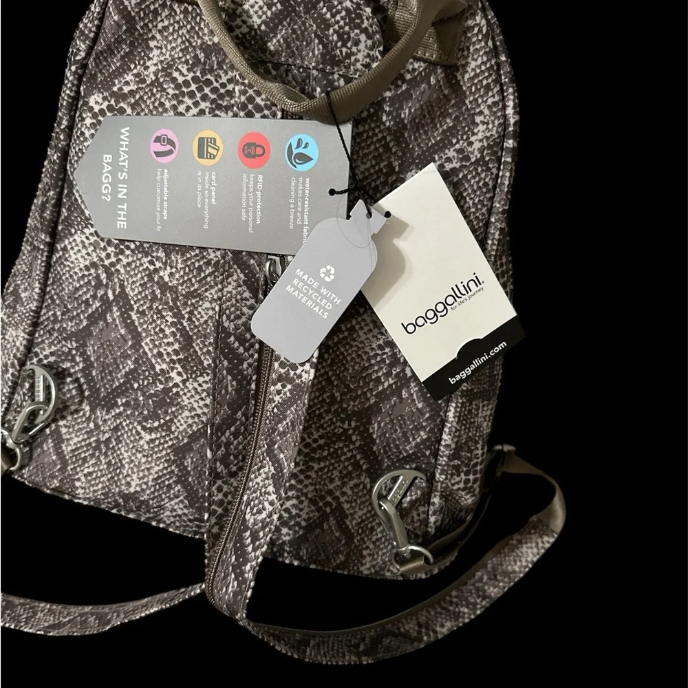 Naples Convertible Backpack brand new gorgeous ⭐️